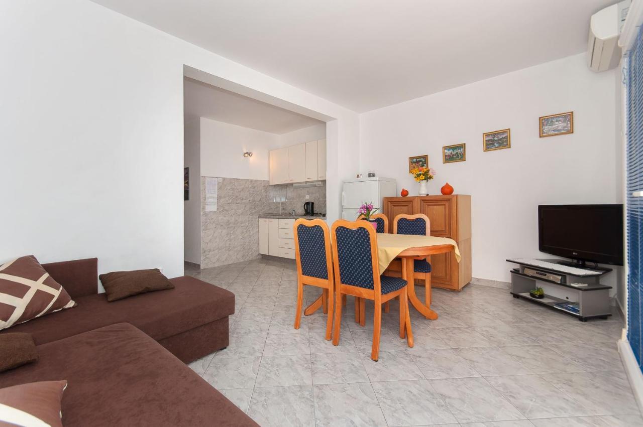 Apartments Marija Pisak Exterior foto